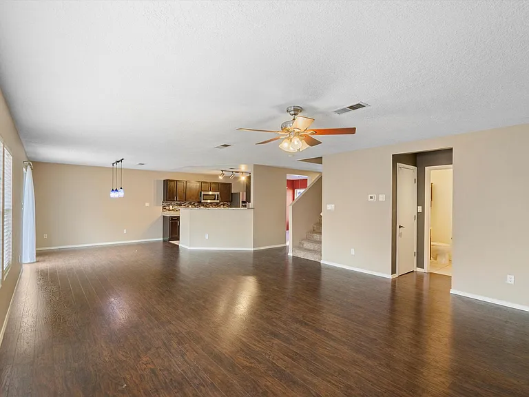 12428 Rainier Way NE — Photo 16