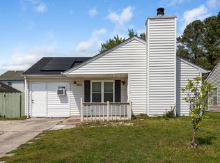 3416 Forest Glen Rd, Virginia Beach, VA 23452