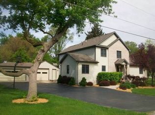 24W501 Lawrence Ave, Roselle, IL