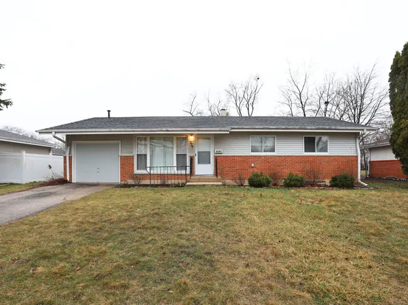 230 Princeton St, Hoffman Estates, IL 60169
