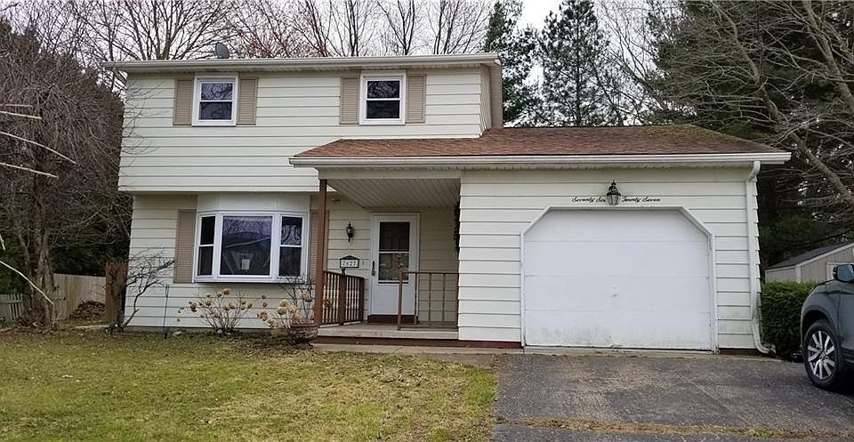 1st image of 7627 Lakewood Dr