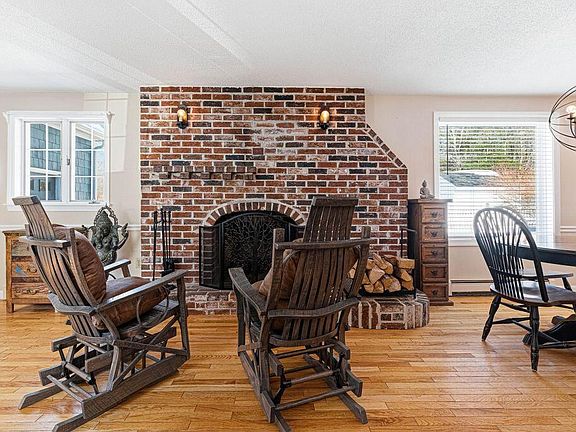 5th image of 174 Christy Road