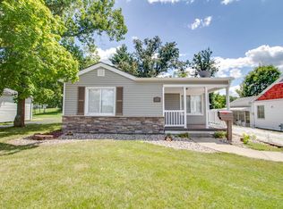 204 Snedeker St, Jerseyville, IL 62052