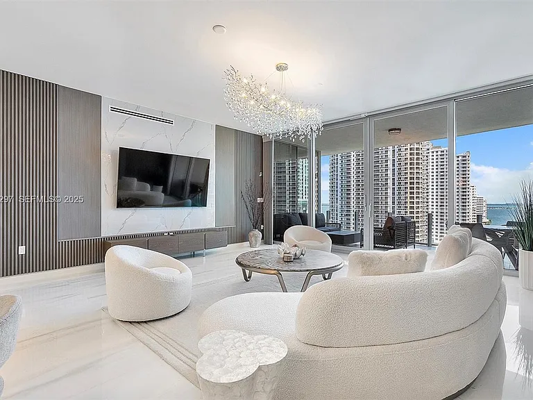 300 Biscayne Boulevard Way #1803 — Photo 5