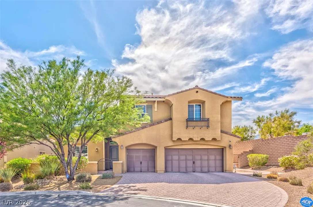 4 bed, 3.0 bath, 3587 sqft, $3,750 — Photo 1