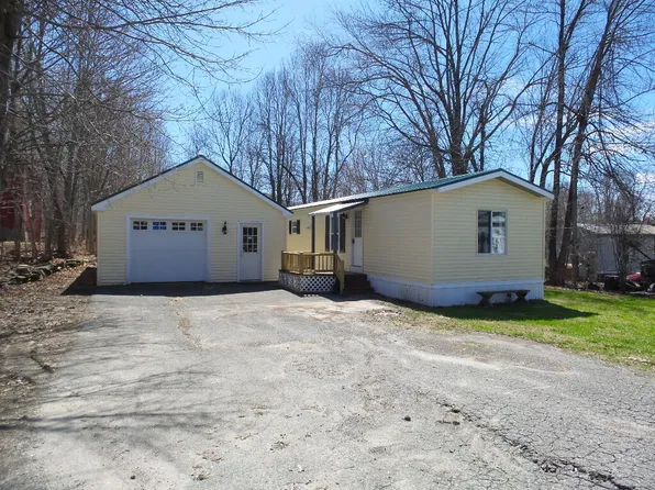 17 Maple Street, Vassalboro, ME 04989