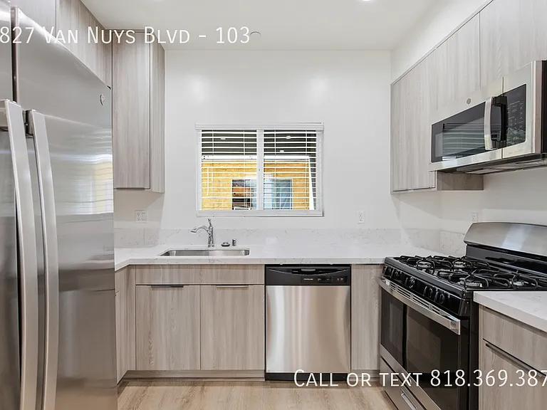 8827 Van Nuys Blvd #103 — Photo 7