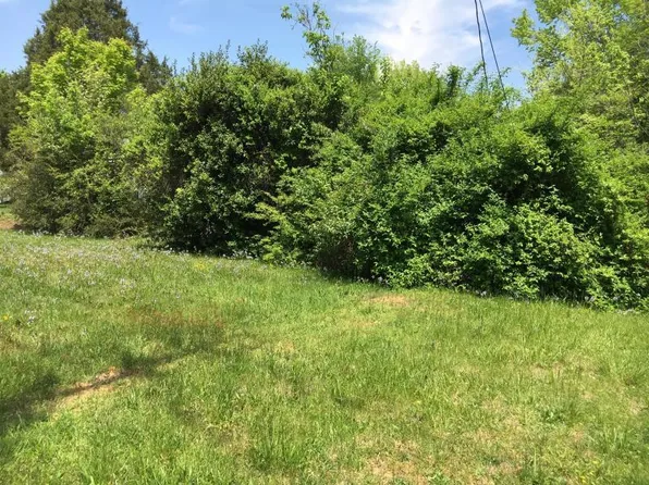 7514 Central Avenue Pike, Powell, TN 37849