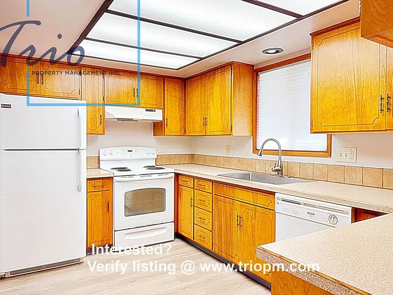 2 bed, 1.0 bath, $1,895 — Photo 1