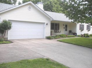 2 Congress St, Commercial Point, OH 43116