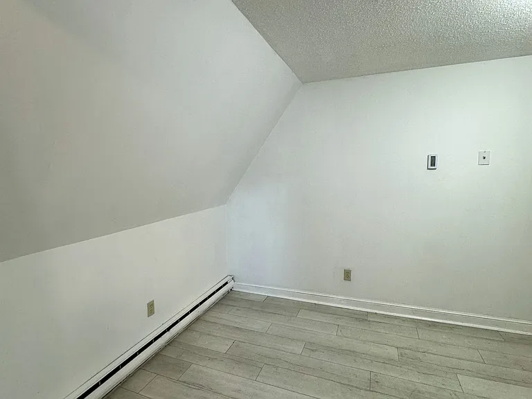 36 Pond St #6 — Photo 5