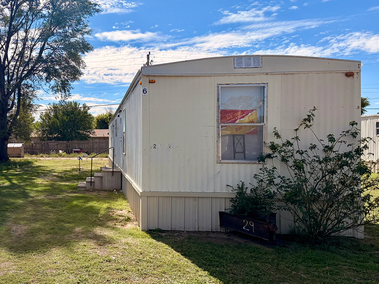 2 bed, 720 sqft, $745 — Photo 1