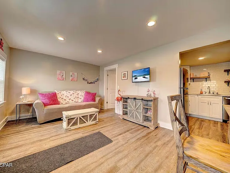1420 Beck Ave #A — Photo 3
