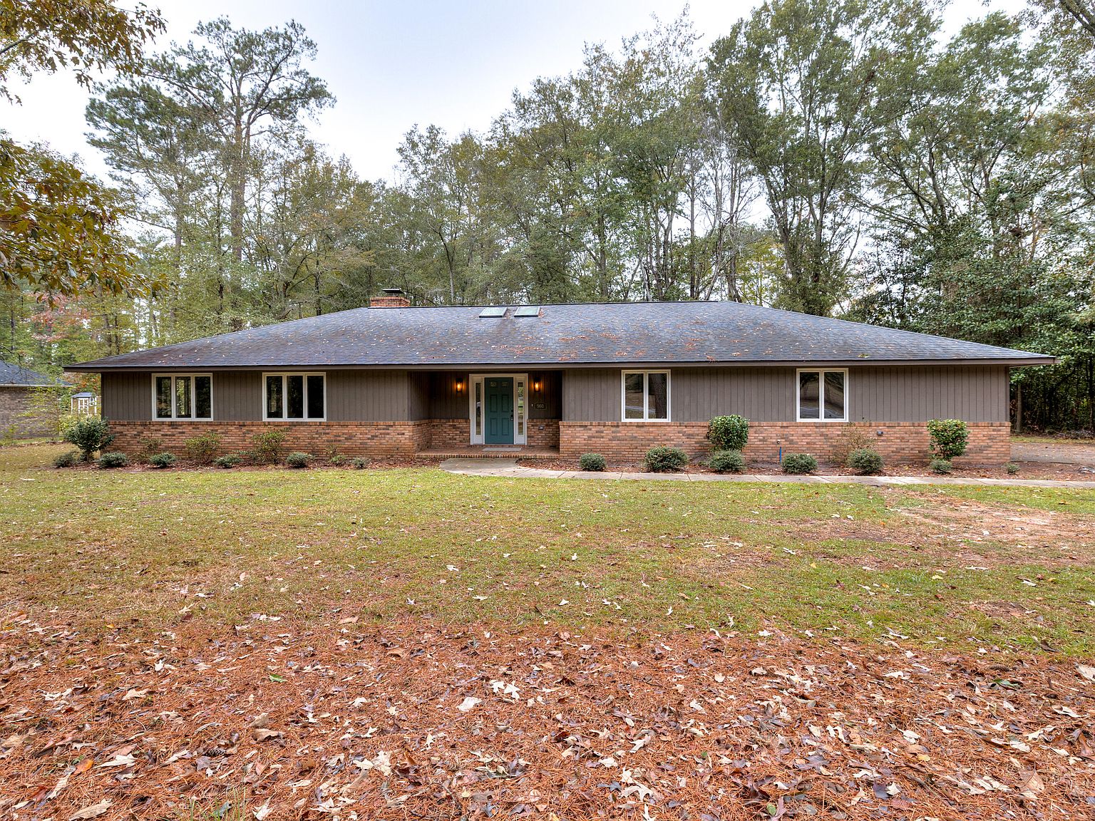 960 Heather Ln