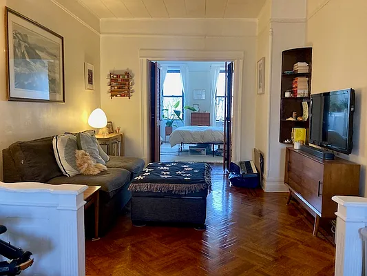 Rented by Garfield Realty  | media 38