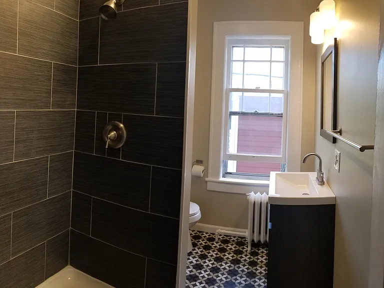 815 Day Ave SW #2 — Photo 10