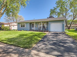 943 Cooper Ct, Elk Grove Village, IL 60007