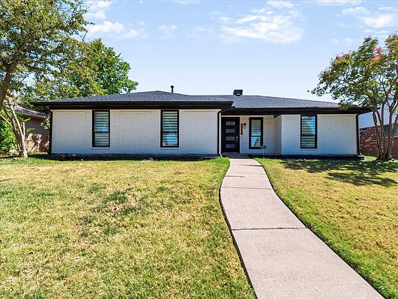 2nd image of 2216 Stonebrook Dr