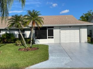 5260 Crystal Anne Dr, West Palm Beach, FL 33417