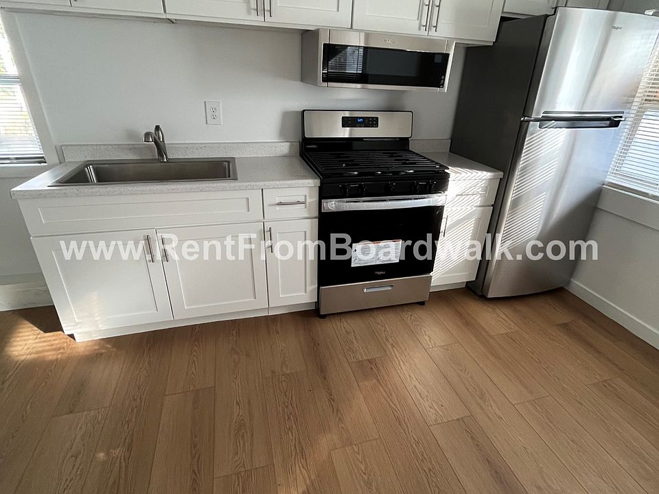 1st image of 155 W State St Trailer 13