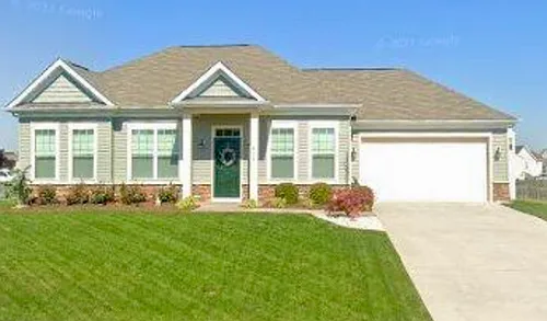 172 Shrewsbury Dr Photo 1