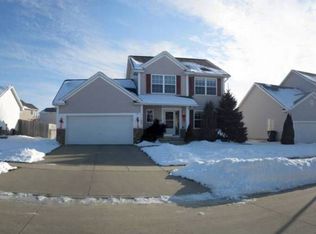 3431 Falcon View Rd SW, Cedar Rapids, IA 52404