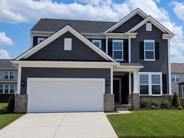 693 Gretchen Ln, Saline, MI 48176