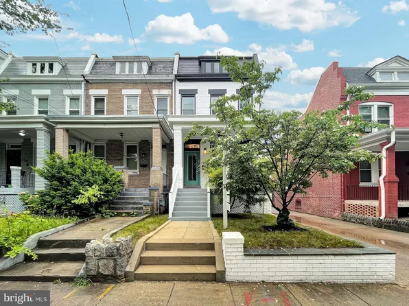956 Shepherd St NW, Washington, DC 20011