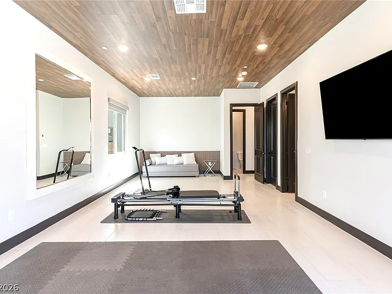 212 Carmel Sky St — Photo 41