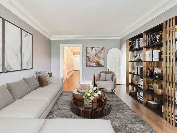 4th image of 1615 E Hyde Park Blvd APT 2