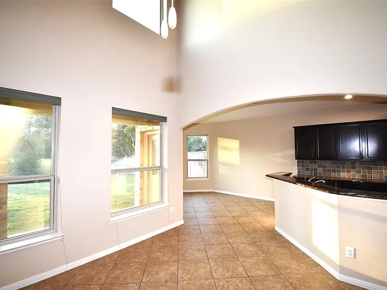 51 S Greenprint Cir — Photo 9