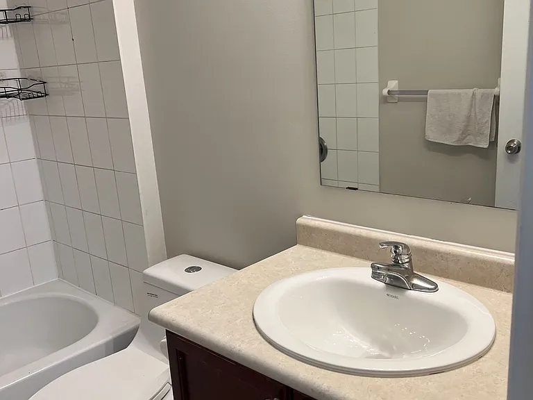 60 Fairwood Cir #149 — Photo 10