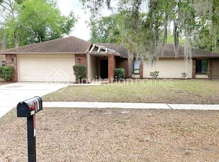 8228 Lost Lake Dr, Orlando, FL 32817