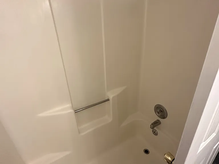 4215 Sussex Dr #6 — Photo 6