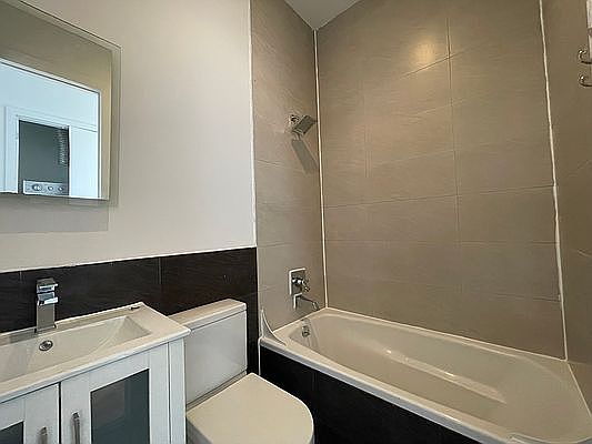 3rd image of 1803 Atlantic Ave #3AF