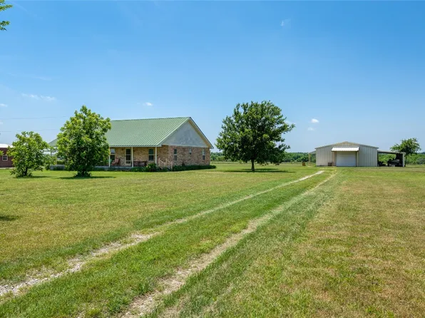 14389 Pruett Rd, Decatur, TX 76234