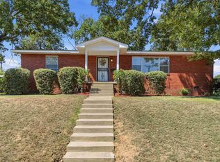 4629 Crestline Dr, North Little Rock, AR 72116