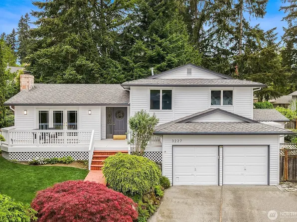 3227 171st Ave NE, Bellevue, WA 98008