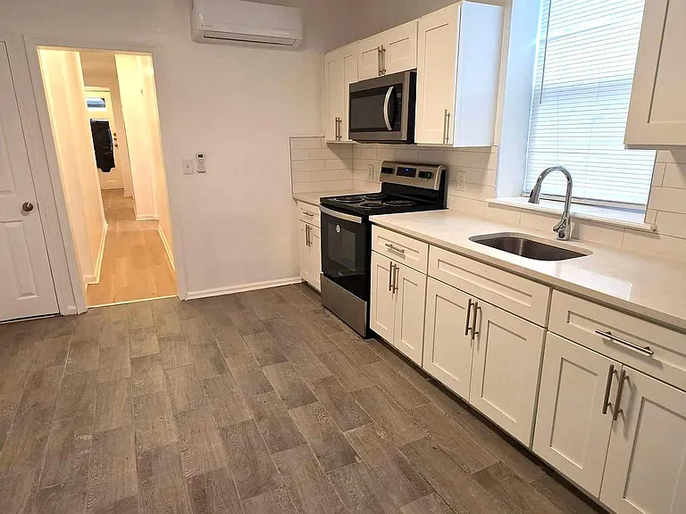 6233 Chew Ave — Photo 16