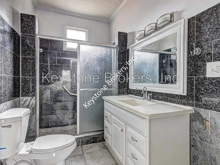 1282 Baker Dr — Photo 4