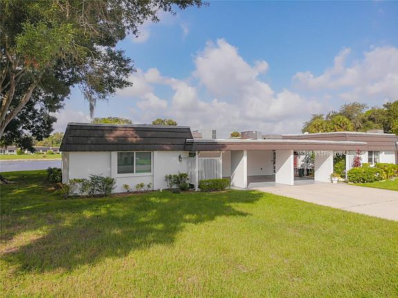 2nd image of 1301 Glen Oaks Dr E #129