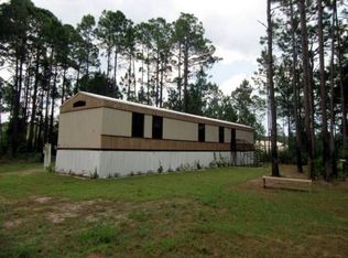15 Lucy Ln, Panacea, FL 32346