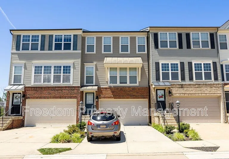 9222 Dawkins Crest Cir — Photo 1