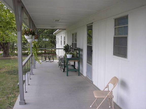 939 Willow Ridge Porch