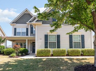 811 Lone Pine Loop, Fuquay Varina, NC 27526
