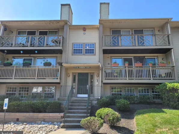 44 Cranberry Ct, Marlton, NJ 08053