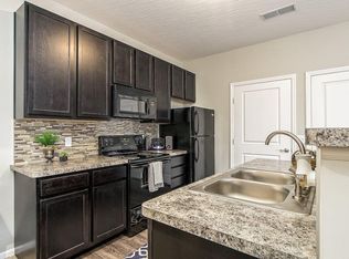 947 Mae Christine Dr APT 204, Worthington, OH 43085