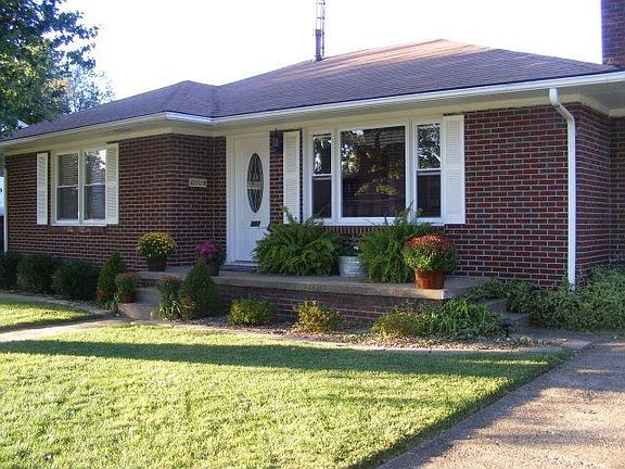 2nd image of 307 Stockton Dr