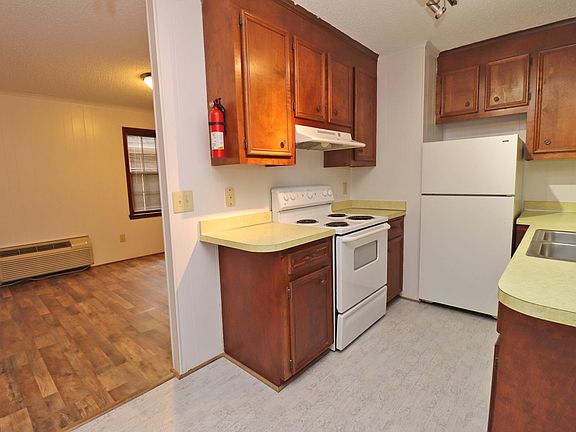 5th image of 3610 Timberlane Dr #D1