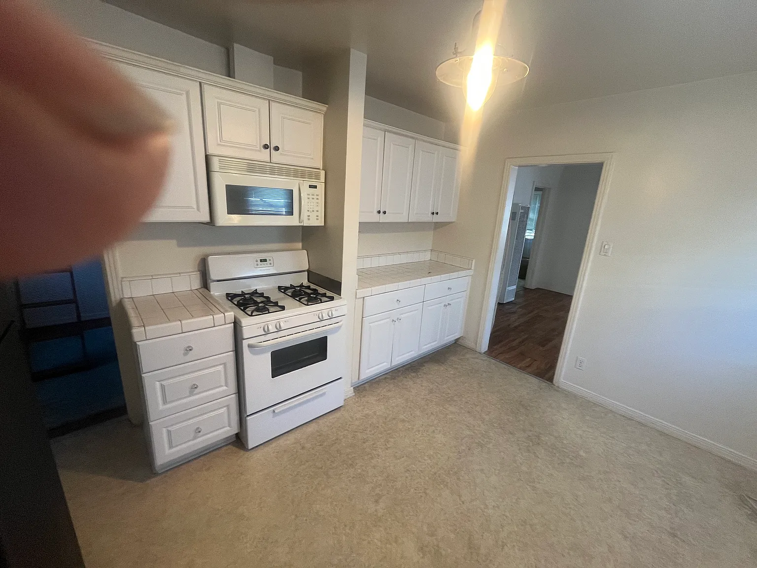 2 bed, 1500 sqft, $3,800 — Photo 2